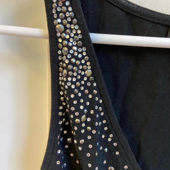 Express Tank Top - Picture 2 of 5